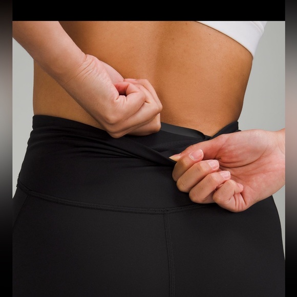 Lululemon HR tight 28” - Picture 5 of 7